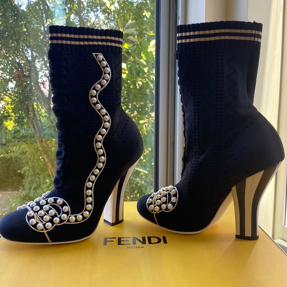 Never worn - excellent condition Fendi Rockoko Boots